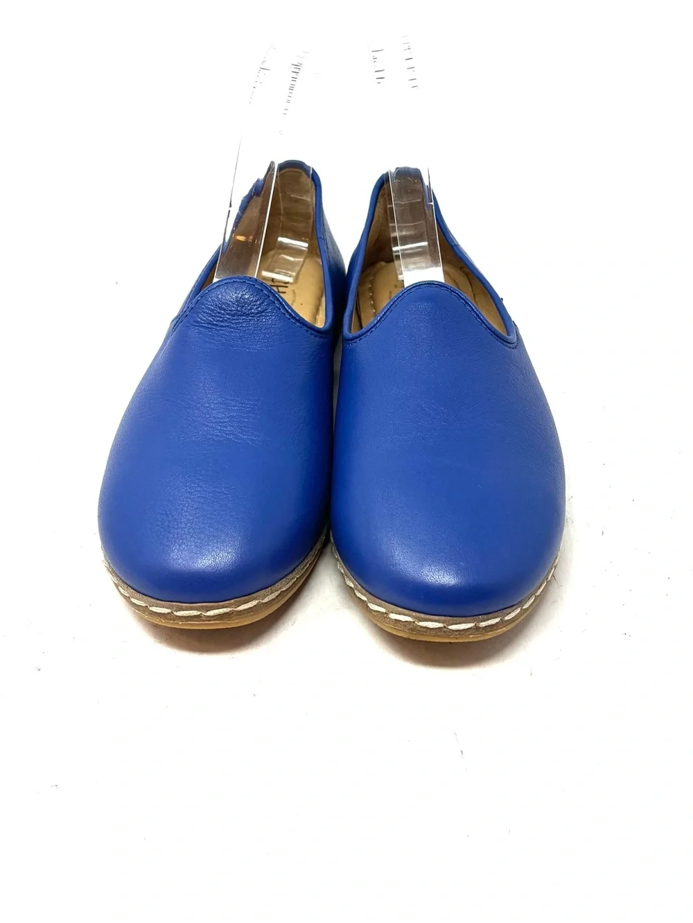 NEW Charix Flats